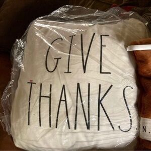 Rae Dunn 'Give Thanks' Pillow
